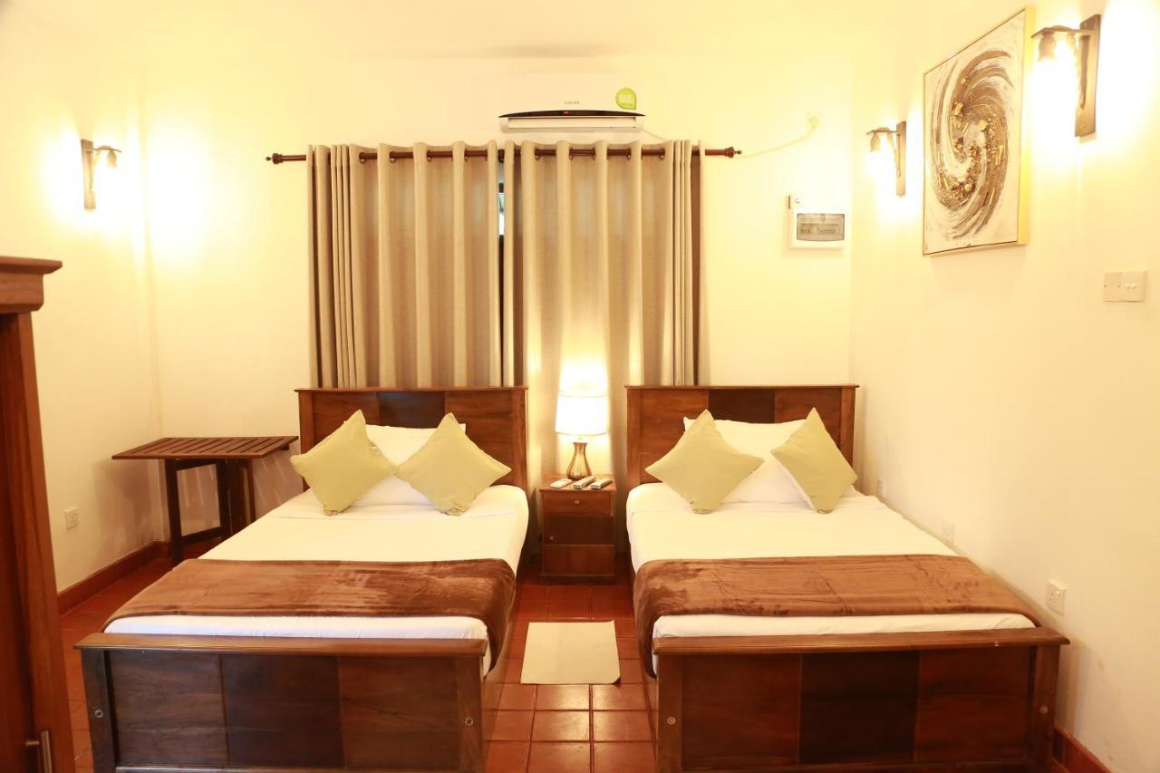 Tepraas Sigiriya Hotel Exterior photo